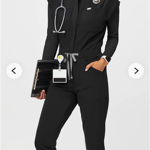 Figs Pants - FIGS Rafaela Cargo Jumpsuit. Black, size large. New, with tags!!! Never worn!